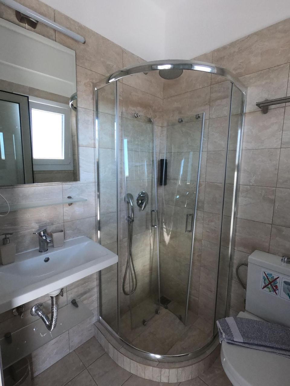 Finikas Garden Apartment