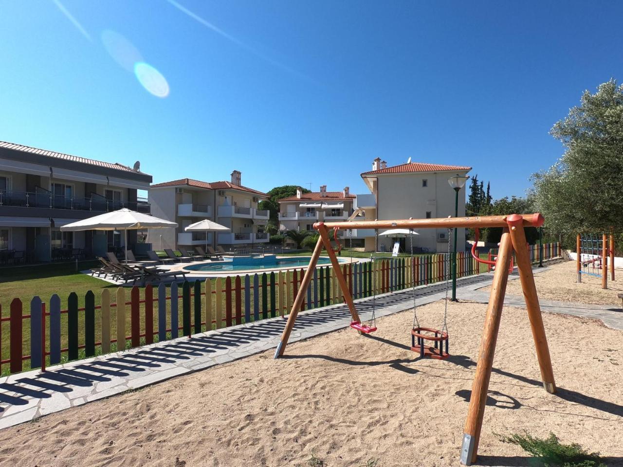 Finikas Garden Apartment