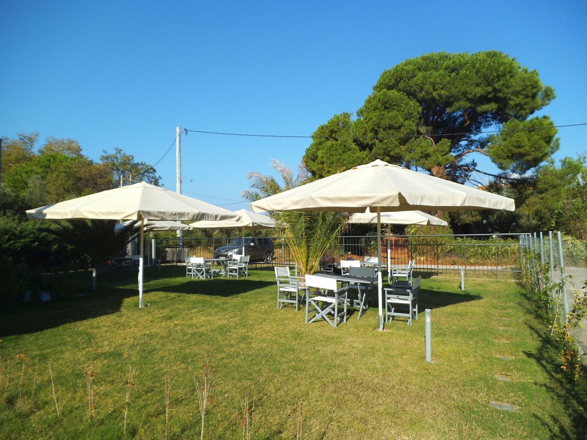 Apartment Finikas Garden