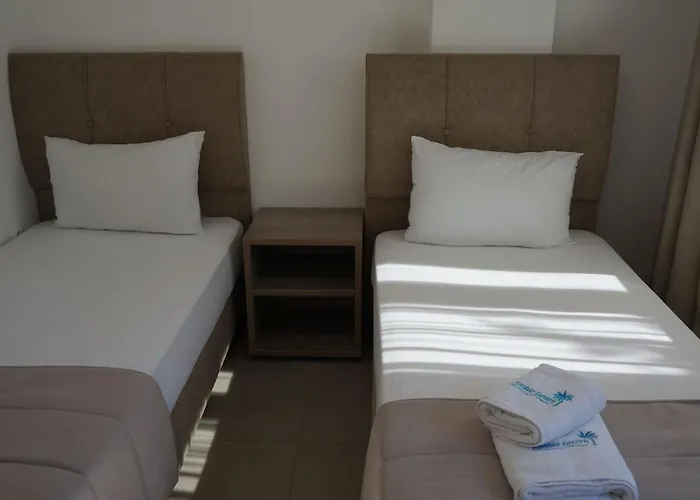Finikas Garden Beach Resort Nikiti